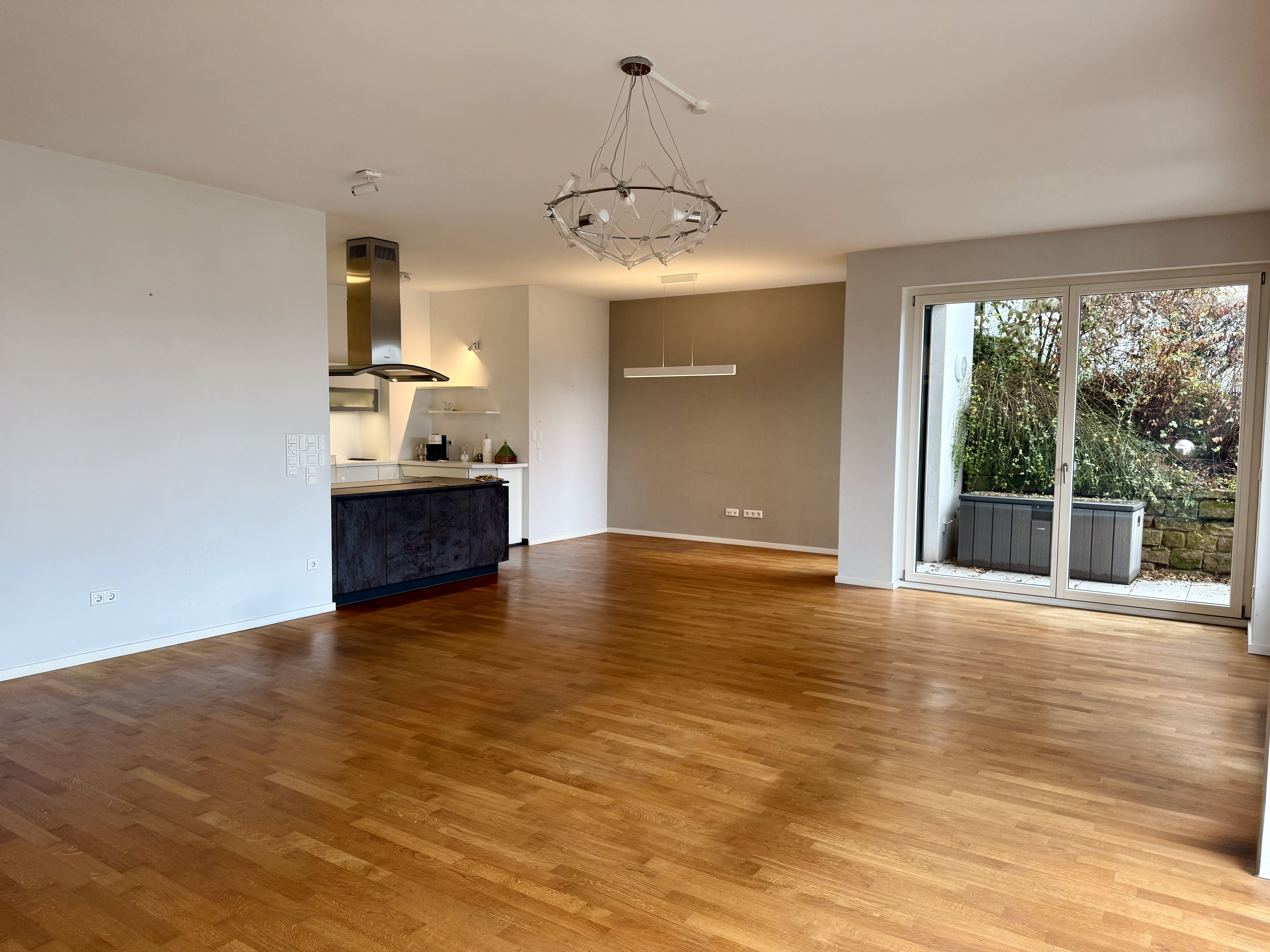 Objekt-ID 2129 Mietwohnung Neuenheim, Wohnraum mit Küche